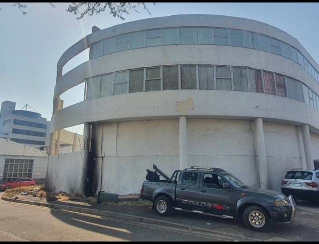 BUSINESS FOR SALE IN SOUTH BEACH